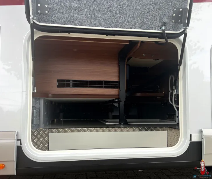 Fahrzeugbild Carthago chic e-line I 61 XL LE Strategic Buy (249) #44