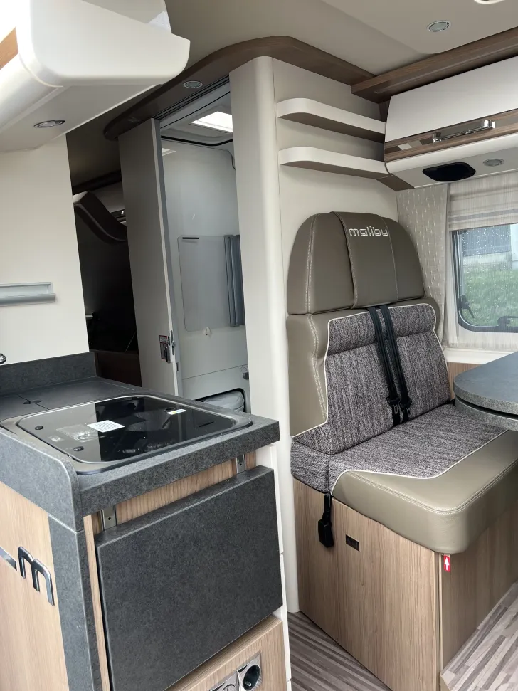 Fahrzeugbild Malibu Van 640 charming GT skyview heavy abgelastet #3