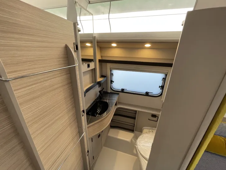 Fahrzeugbild Hymer Eriba Touring 530 UVP 42.400,-/ 7.500,- Sparen ! #12