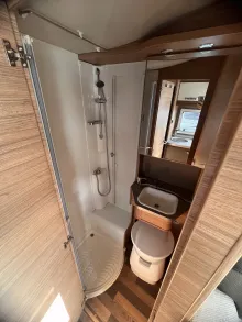 Fahrzeugbild Weinsberg CaraCompact Suite MB EDITION PEPPER 640 MEG #9