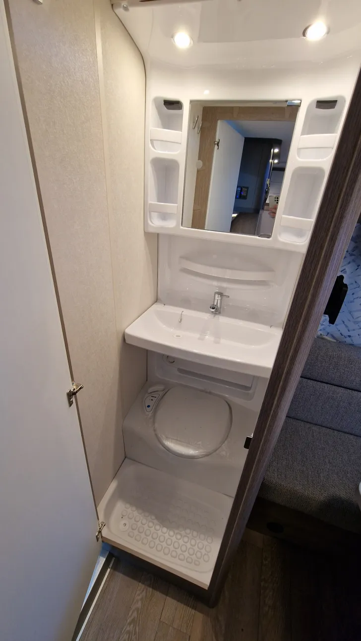 Fahrzeugbild Hobby OnTour 390 SF - Modell 2024 #12