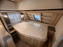 Fahrzeugbild Hobby De Luxe 545 KMF - Mover, 3er Bett, Autark, uvm #3