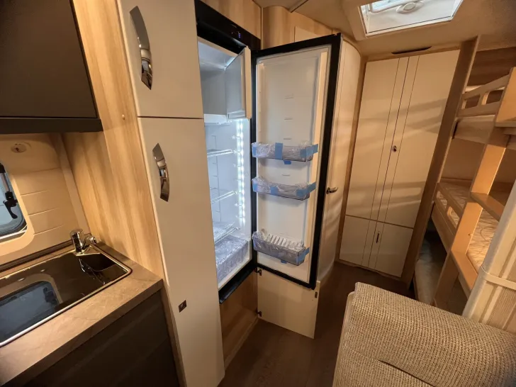 Fahrzeugbild Hobby De Luxe 545 KMF - Mover, 3er Bett, Autark, uvm #8