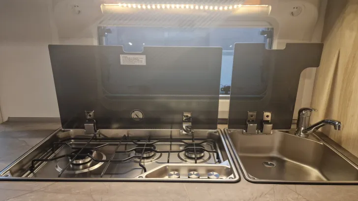 Fahrzeugbild Hobby De Luxe 545 KMF - Modell 2024 #8