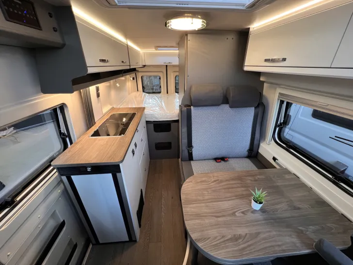 Fahrzeugbild Hobby Vantana De Luxe K60 FT #11