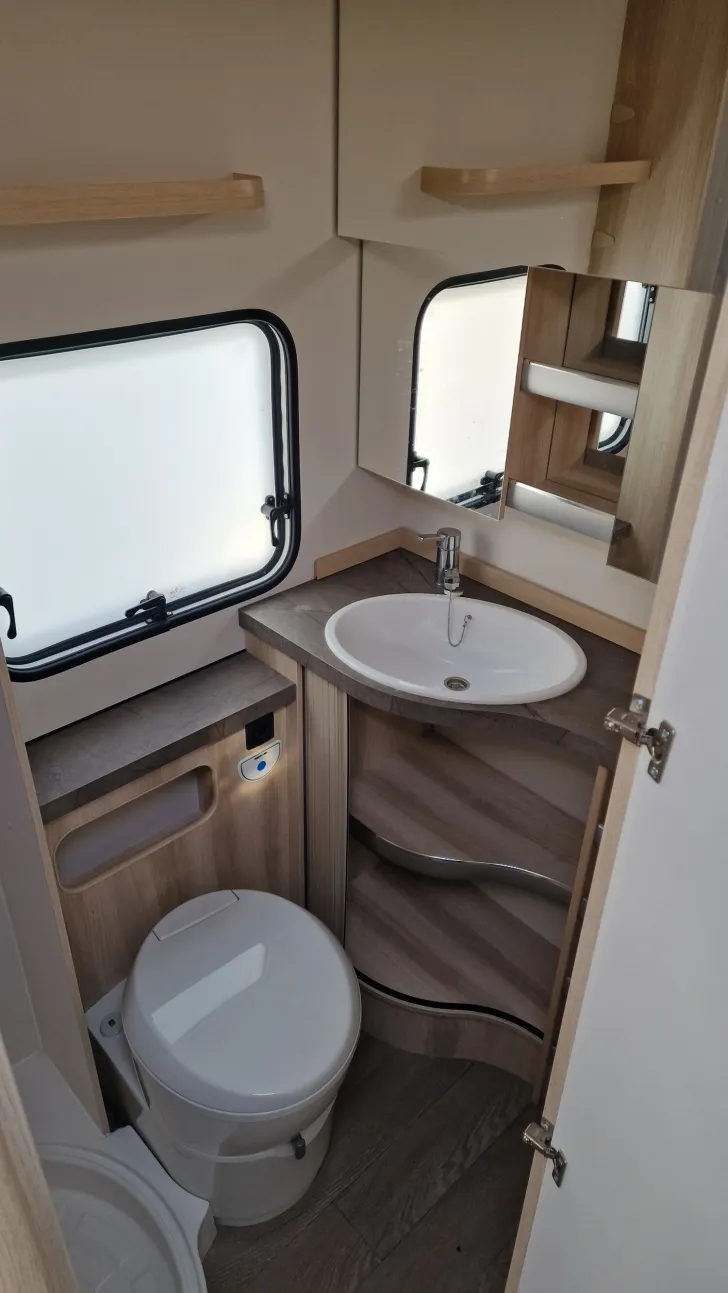 Fahrzeugbild Hobby De Luxe 545 KMF - ehem. Miete #11