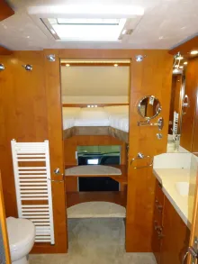 Fahrzeugbild Phoenix Alkoven 8400 BMRSLX -Rundsitzgruppe/Einzelbetten #11