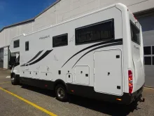 Fahrzeugbild Phoenix Alkoven 8400 BMRSLX -Rundsitzgruppe/Einzelbetten #19