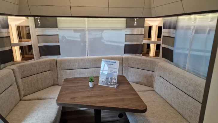 Fahrzeugbild Hobby Excellent Edition 495 UL #3