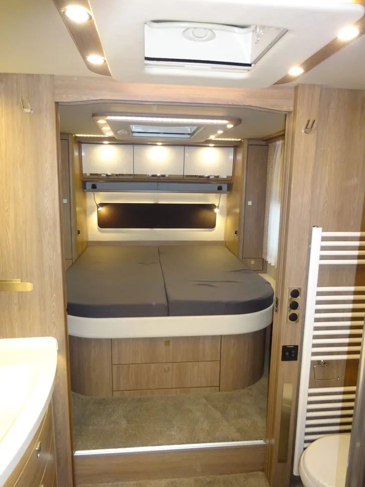 Fahrzeugbild Morelo Palace 90 M - Queensbett ohne Hubbett #10