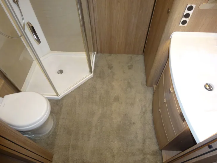 Fahrzeugbild Morelo Palace 90 M - Queensbett ohne Hubbett #14