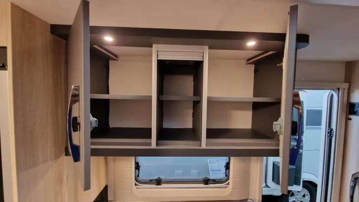 Fahrzeugbild Hobby De Luxe 490 KMF #9