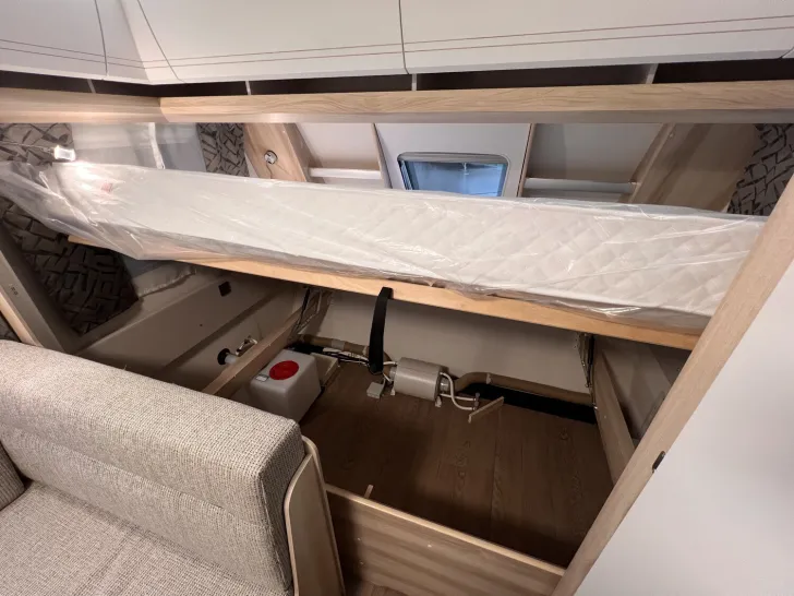 Fahrzeugbild Hobby De Luxe 490 KMF #8