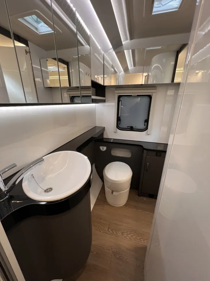 Fahrzeugbild Hobby Excellent 540 WFU #9