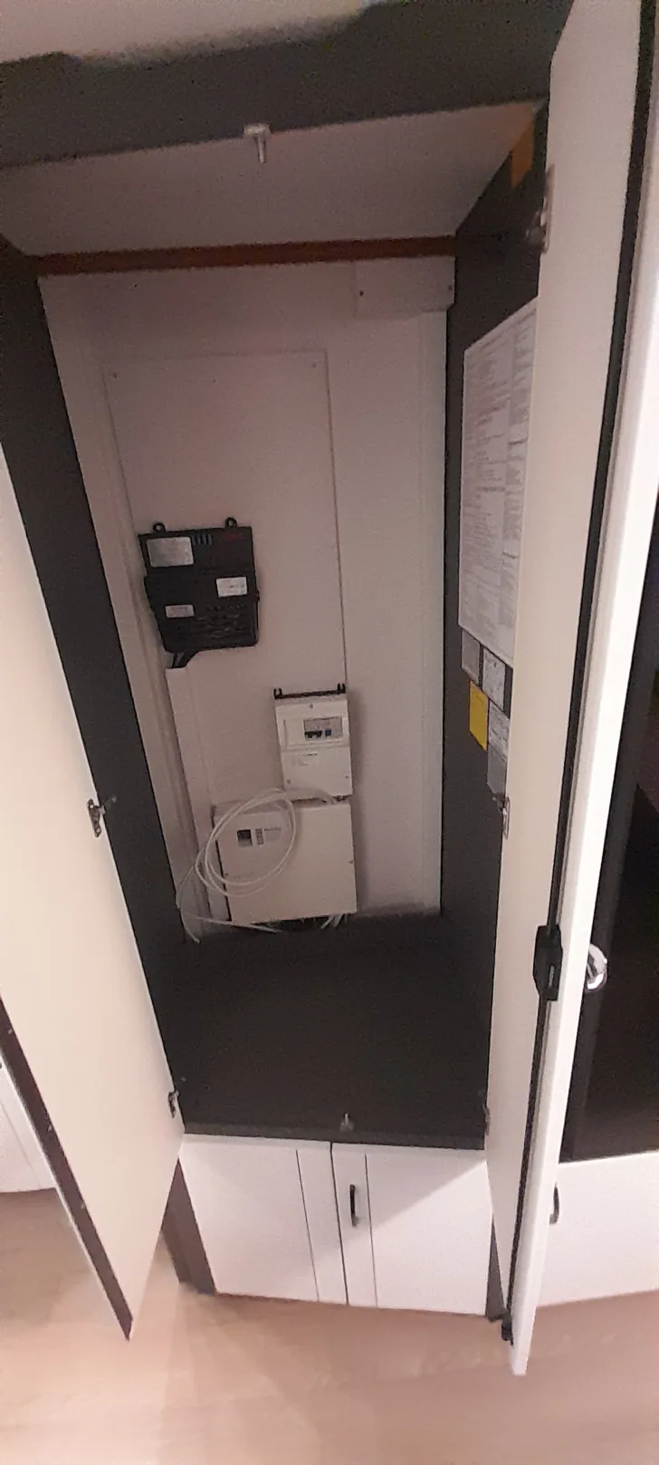 Fahrzeugbild Hobby Excellent Edition 560 KMFe -Kinderbett 3-stöckig #14