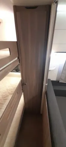 Fahrzeugbild Hobby Excellent Edition 560 KMFe -Kinderbett 3-stöckig #15