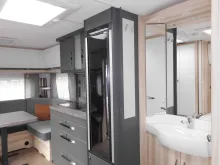 Fahrzeugbild Hobby De Luxe 460 UFe 2026 1500kg. Ambiente #15