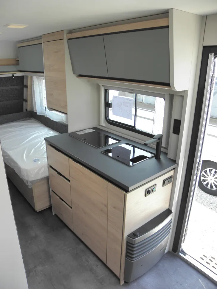 Fahrzeugbild Dethleffs Camper 460 EL First Edition #9