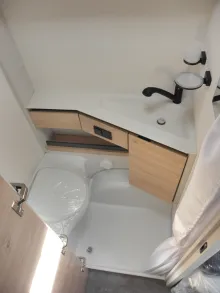 Fahrzeugbild Dethleffs Camper 460 EL First Edition #13