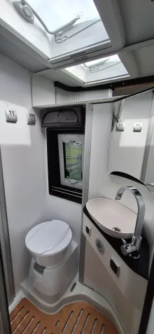 Fahrzeugbild Globecar Summit 640 #11