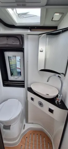 Fahrzeugbild Globecar Summit 640 #12