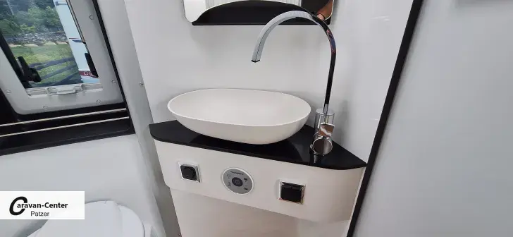 Fahrzeugbild Globecar Summit 640 #13