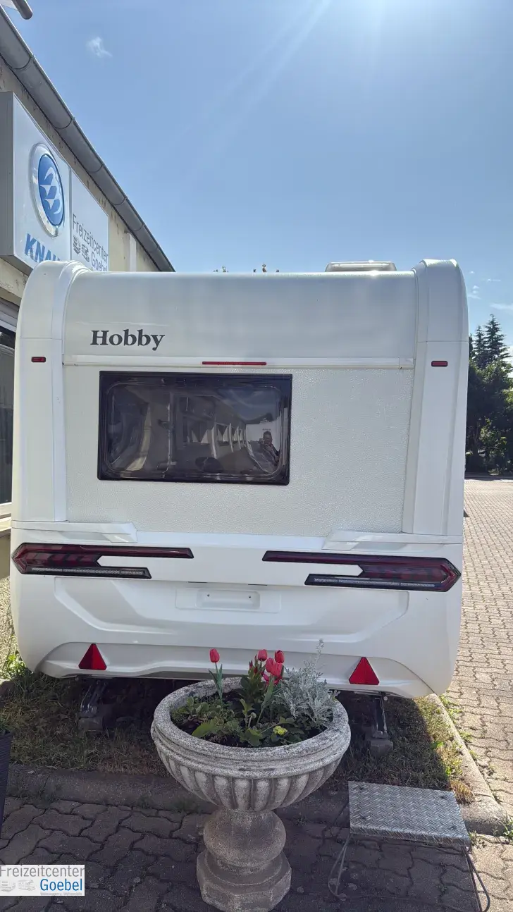 Frontal Hinten Hobby OnTour 390 SF Auflastung 1500 kg