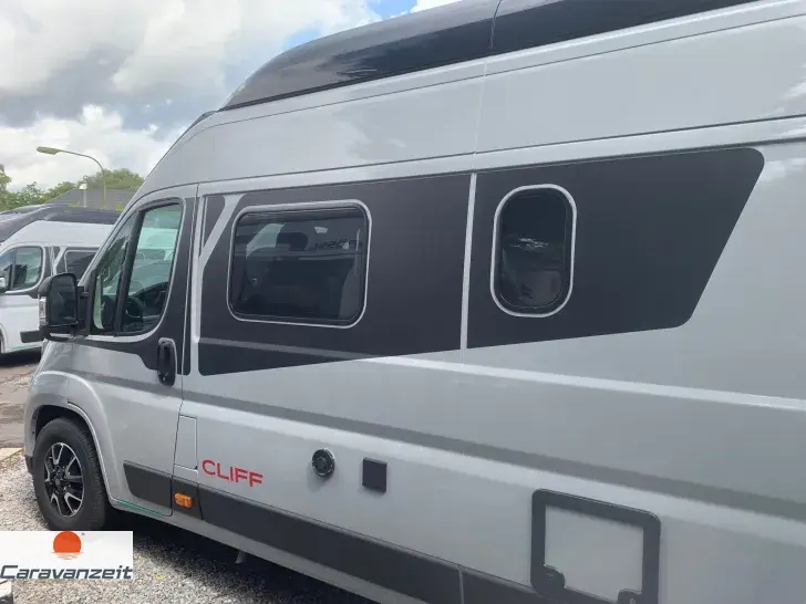 Fahrzeugbild Sunlight Camper Van Cliff 640 X RT 3 Pakete+Schlafdach* #8