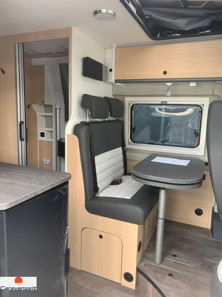 Fahrzeugbild Sunlight Camper Van Cliff 640 X RT 3 Pakete+Schlafdach* #12