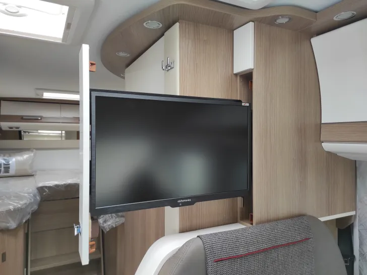Fahrzeugbild Malibu I 441 KB-LE lightweight 3.5t #13