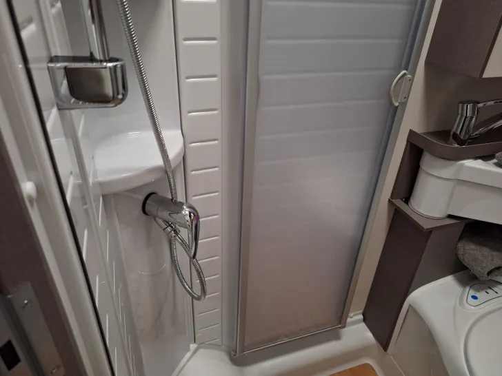 Fahrzeugbild Etrusco T 5900 FB Complete Selection MARKISE SAT #23