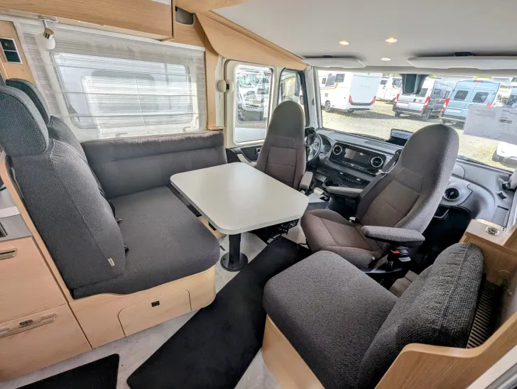 Fahrzeugbild Hymer B-Klasse MC I 600 BlackLine UVP 157.345 € #6