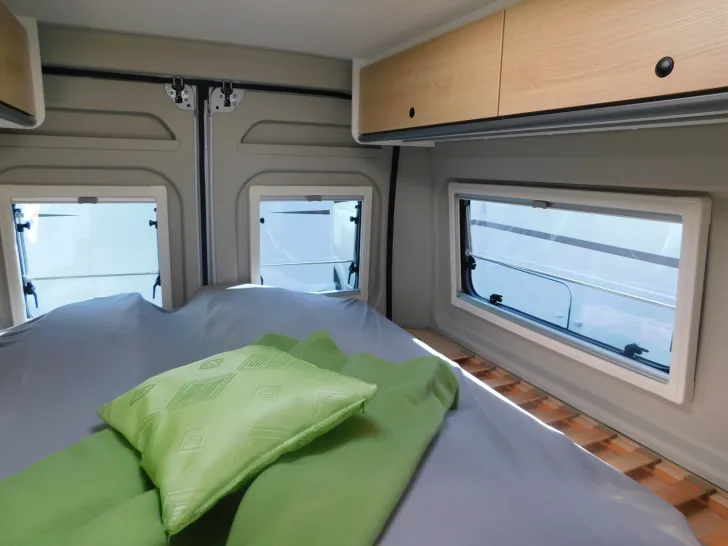 Fahrzeugbild Sunlight Cliff 640 AWT iso+beheizt, Markise, 90L Diesel #11