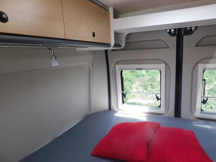 Fahrzeugbild Sunlight Cliff X 600 Maxi-Chassis, Schwenkbad, Skyroof #14