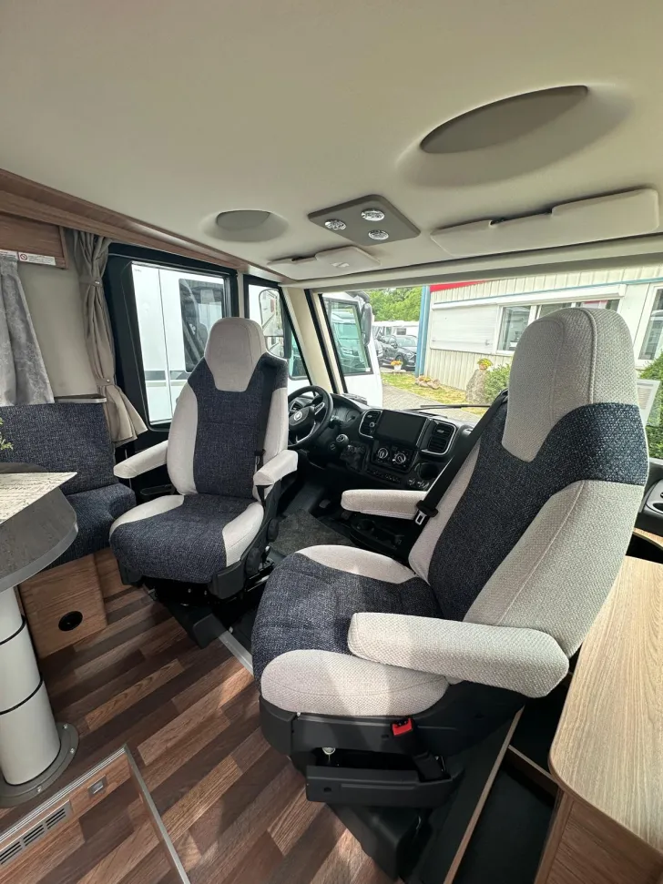 Fahrzeugbild Weinsberg CaraCore 650 MEG Vorführer  - TOP Angebot #6