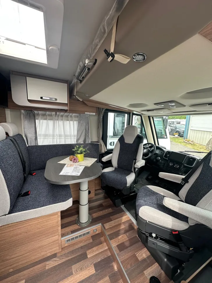Fahrzeugbild Weinsberg CaraCore 650 MEG Vorführer  - TOP Angebot #5