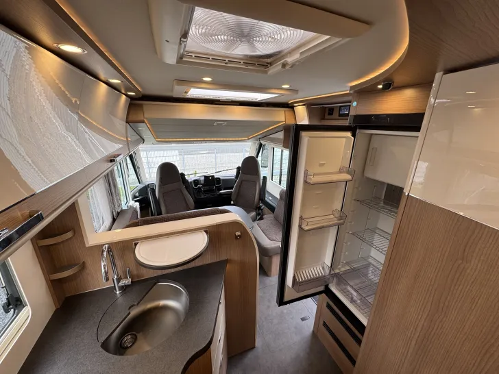Fahrzeugbild Malibu I 460 LE #10