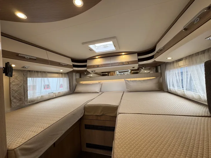 Fahrzeugbild Malibu I 460 LE #13