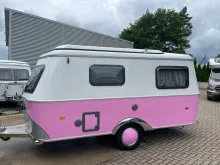 Fahrzeugbild Hymer Eriba Touring 430 *ERIBARBIE Pink-Edition* #4