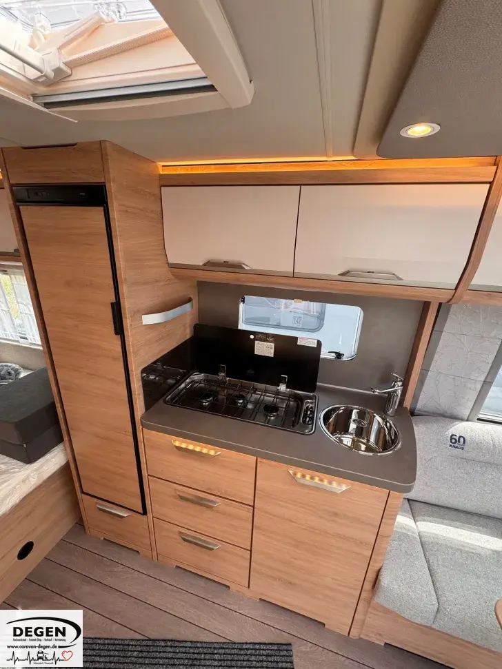 Fahrzeugbild Knaus Südwind 500 UF 60 YEARS Serviceklappe VR, Mono CS #8