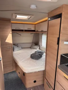 Fahrzeugbild Knaus Südwind 500 UF 60 YEARS Serviceklappe VR, Mono CS #9