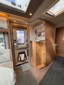 Fahrzeugbild Knaus Südwind 500 UF 60 YEARS Serviceklappe VR, Mono CS #13