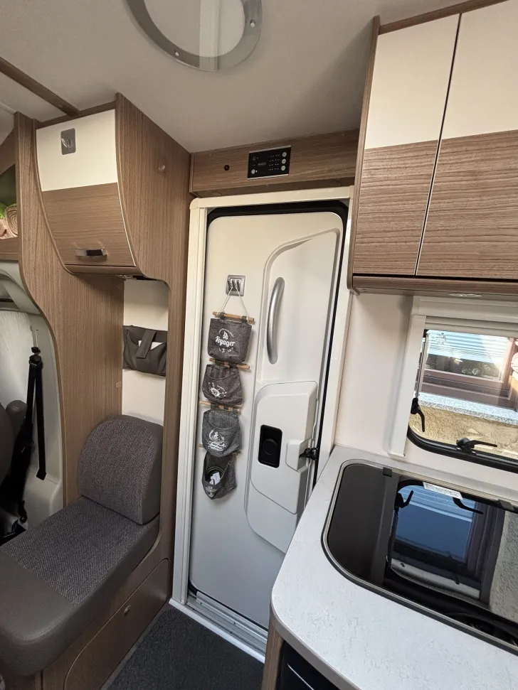 Fahrzeugbild Carado T 132 #8
