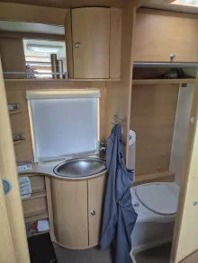 Fahrzeugbild Dethleffs Camper 350 #4