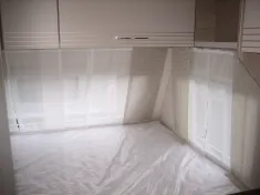 Bild 11 Bürstner Premio Life 430 TS Ausstellfenster Bug