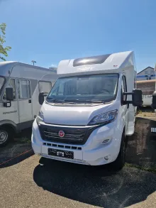 Fahrzeugbild Pilote Pacific P746FGJ Mega Ausstattung #1