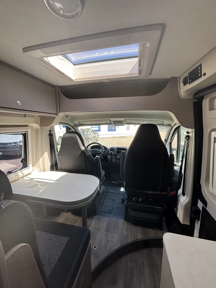 Fahrzeugbild Carado CV 600 #14