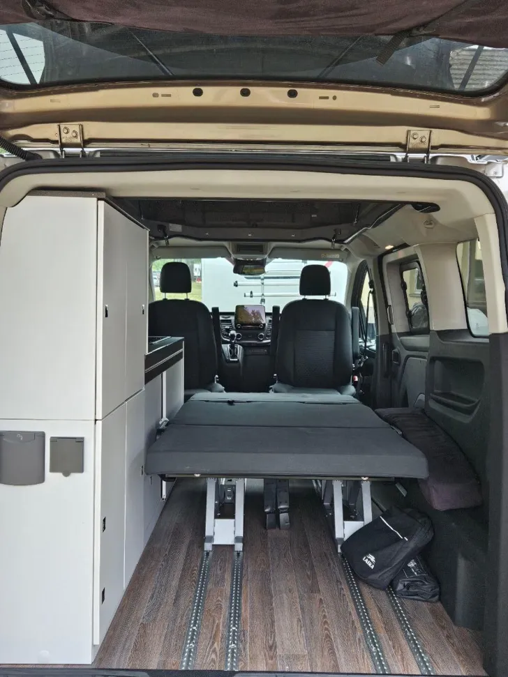 Fahrzeugbild Laika Kosmo Urban F100+ #7