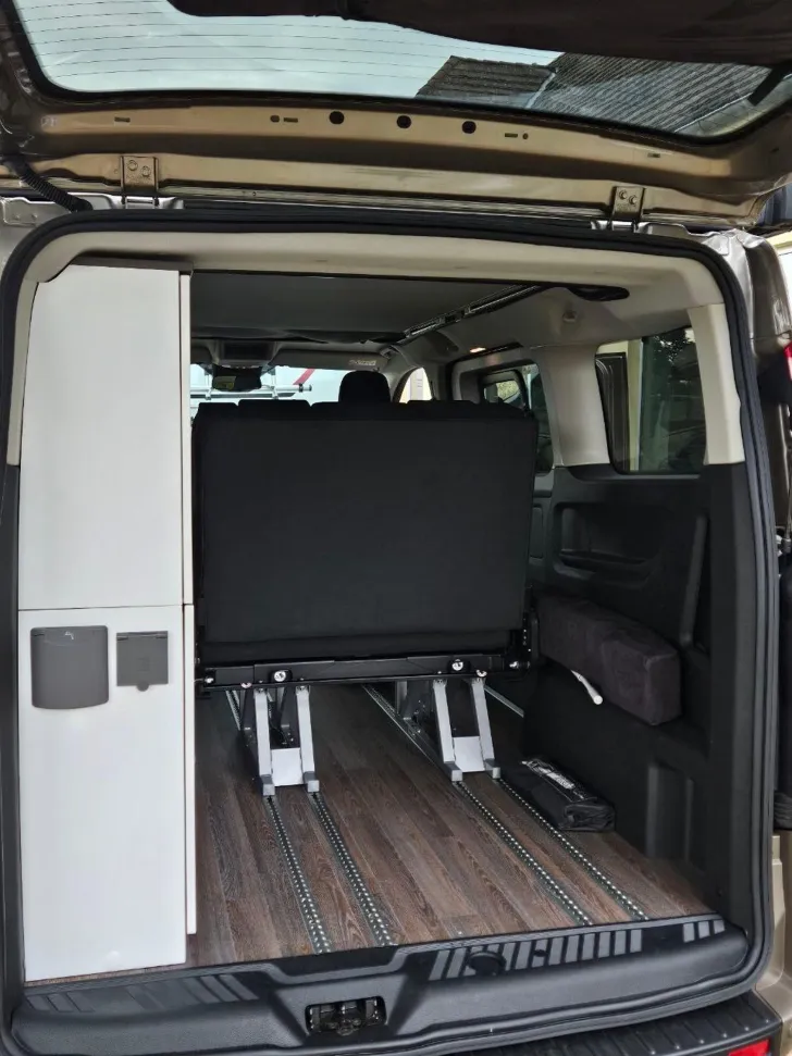 Fahrzeugbild Laika Kosmo Urban F100+ #11