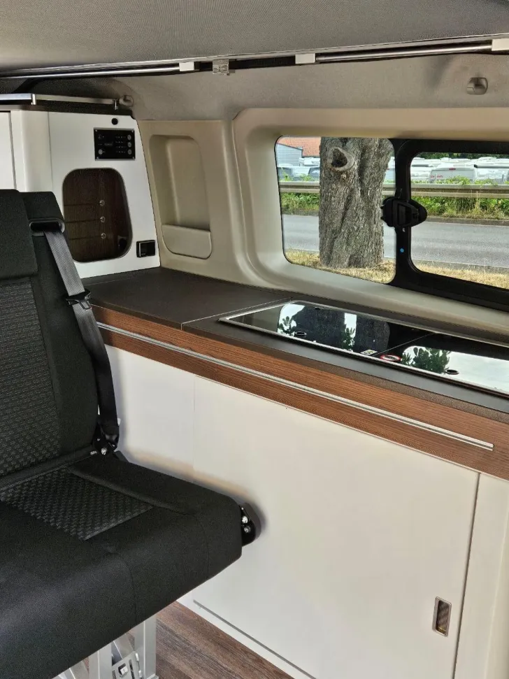 Fahrzeugbild Laika Kosmo Urban F100+ #12